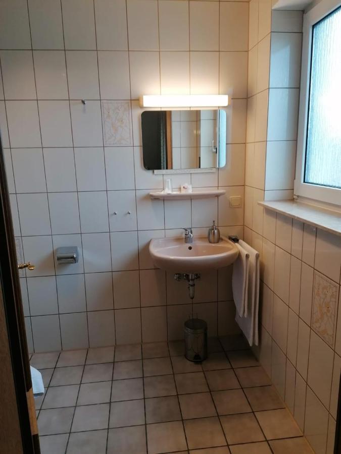 Eppertshausen Hotel Garni Am Rotkappchenwald المظهر الخارجي الصورة